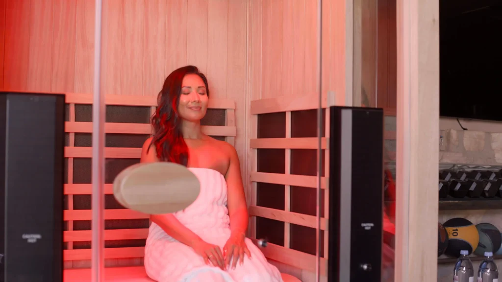 jacuzzi sauna talent woman 05